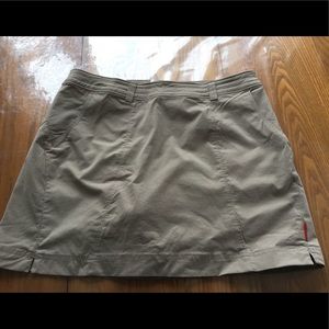 Skort Avia size M